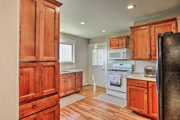 Lovell Home Drive to Bighorn Mtn, Yellowstone image 23